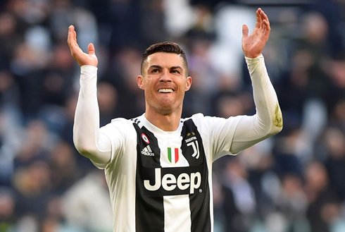 Cristiano Ronaldo celebrating with Juventus fans