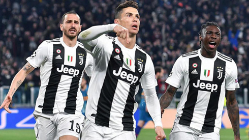 Cristiano Ronaldo scores for Juventus