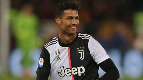 Cristiano Ronaldo in Juventus new kit for 2019-2020