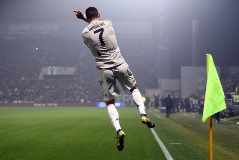 Cristiano Ronaldo goal celebration in the air