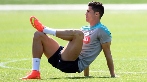 Cristiano Ronaldo flexibility exercise