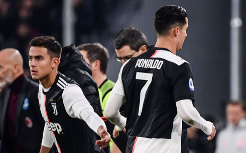 Cristiano Ronaldo subbed off for Dybala in Juventus