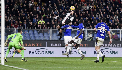 Cristiano Ronaldo header goal in Sampdoria 1-2 Juventus in the Serie A in 2019