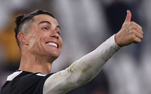 Cristiano Ronaldo looking happy in Juventus and in the Serie A