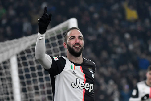 Gonzalo Higuaín scores in Juventus 4-0 win over Udinese