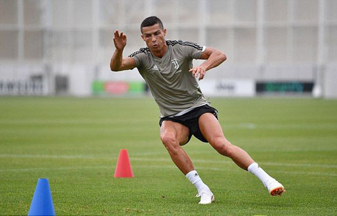 Cristiano Ronaldo training drills in Juventus