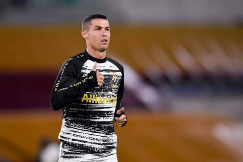 Cristiano Ronaldo running during his warmup session ahead of a Juventus game