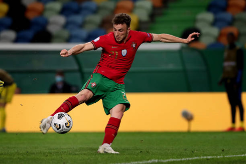 Diogo Jota plays and scores for Portugal