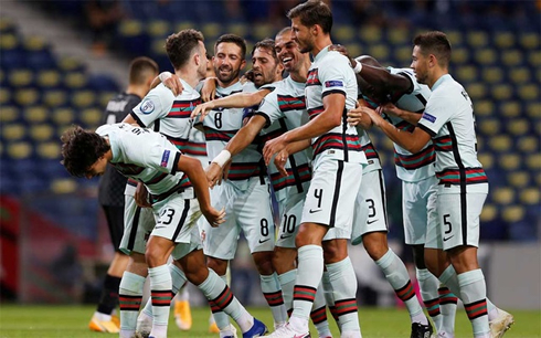 Portuguese players celebrating a goal in the UEFA Nations League