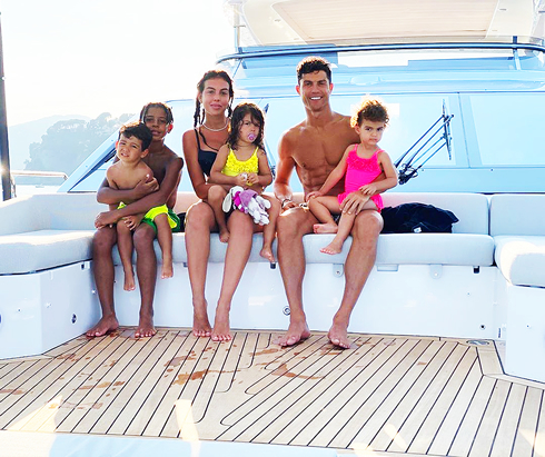 Cristiano Ronaldo with his family in his yacht