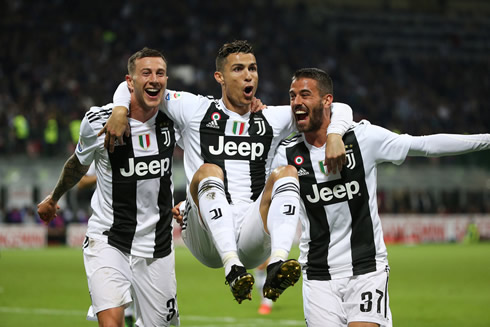 Cristiano Ronaldo carriesd on his teammates shoulders