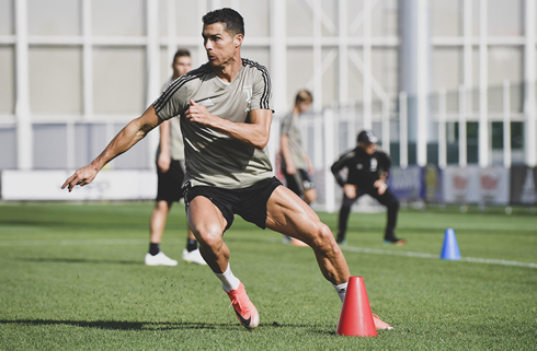Cristiano Ronaldo improving his abilities in training