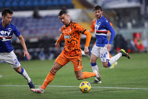 Cristiano Ronaldo in action in Sampdoria vs Juventus