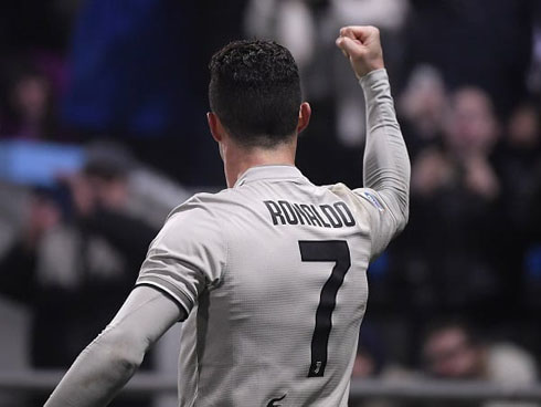 Cristiano Ronaldo celebrates a goal for Juventus