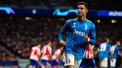 Cristiano Ronaldo scores in Juve vs Atletico