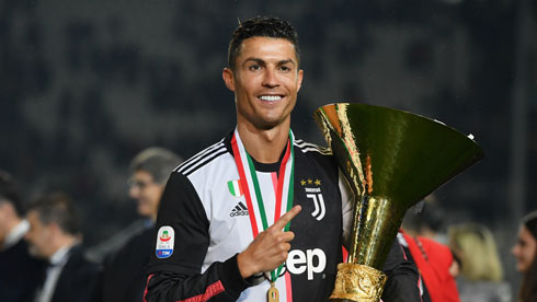 Cristiano Ronaldo winning trophies for Juventus