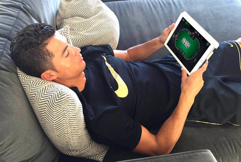 Cristiano Ronaldo relaxing and playing online poker