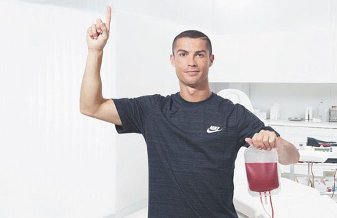 Cristiano Ronaldo appealing for people to donate blood