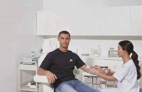 Cristiano Ronaldo donating blood
