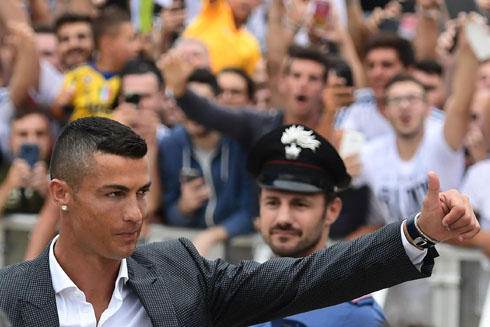 Cristiano Ronaldo greeting fans