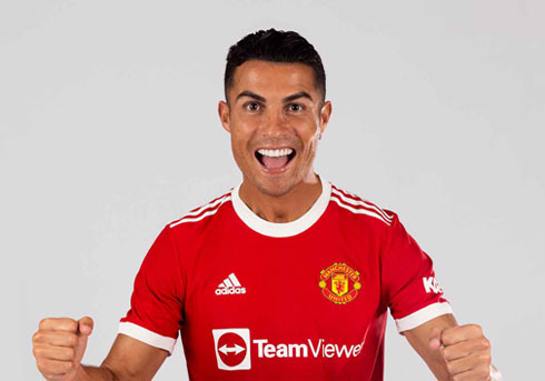 Cristiano Ronaldo photoshoot with new Manchester United shirt