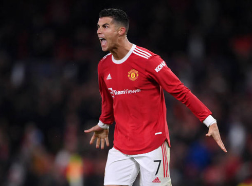 Cristiano Ronaldo celebrates goal for United