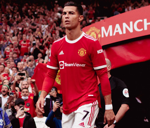 Cristiano Ronaldo entering Old Trafford