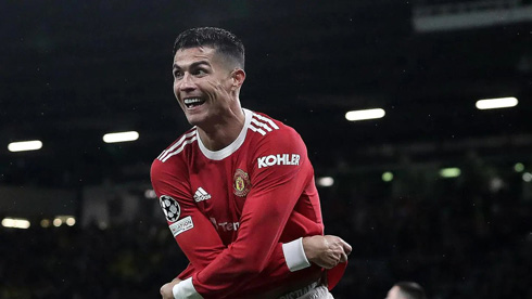 Cristiano Ronaldo celebrating the winning goal for Man United