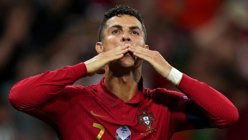 Cristiano Ronaldo beats Ali Daei as all time scorer