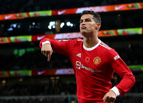 Cristiano Ronaldo making a statement at Man United