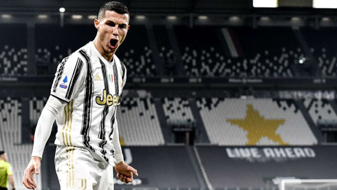 Cristiano Ronaldo celebrating Juventus goal in Turin