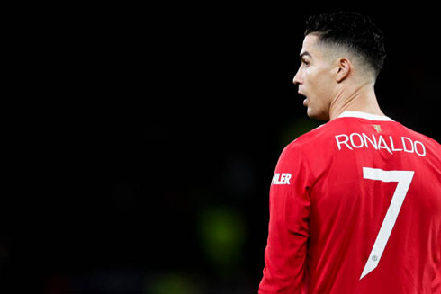 Cristiano Ronaldo wearing United number 7