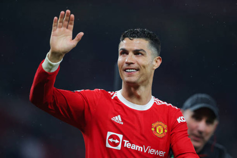 Cristiano Ronaldo thanking the fans