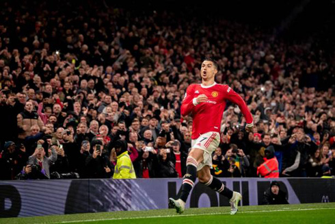 Cristiano Ronaldo driving fans crazy with another goal