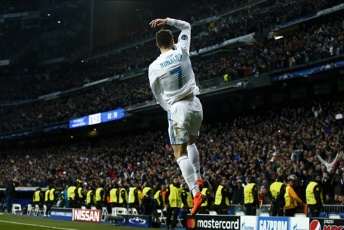 Cristiano Ronaldo celebrating goal at the Bernabéu