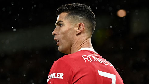 Cristiano Ronaldo unhappy and looking for a transfer