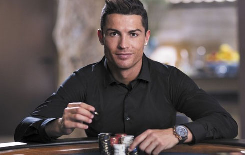 Cristiano Ronaldo inking a contract with pokerstars