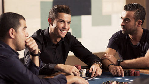 Cristiano Ronaldo playing poker with friends and his brother