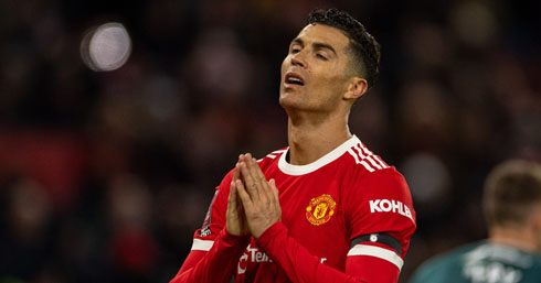 Cristiano Ronaldo praying for United signings