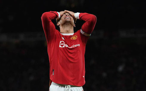Cristiano Ronaldo frustration at United