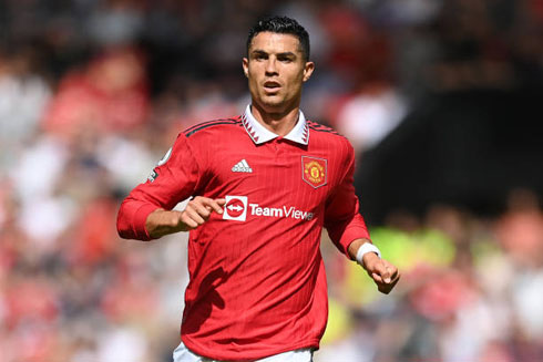 Cristiano Ronaldo playing for United in Premier League debut in 2022