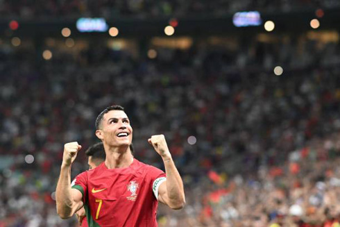 Cristiano Ronaldo celebrates Portugal win with fans