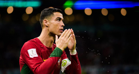 Cristiano Ronaldo throwing kisses to his fans