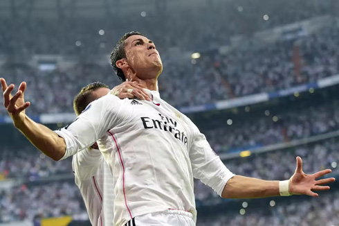 Cristiano Ronaldo scoring for Real Madrid at the Bernabéu