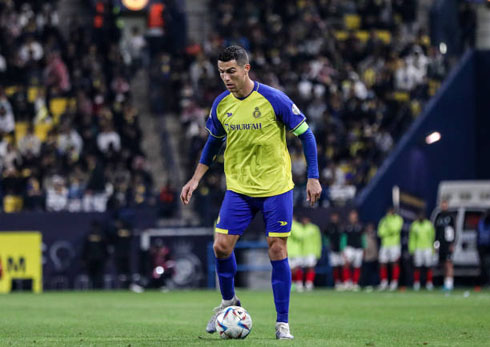 Cristiano Ronaldo playing for Al Nassr in his debut