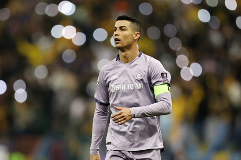 Cristiano Ronaldo wearing Al Nassr second uniform