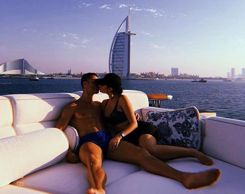 Cristiano Ronaldo and Georgina Rodriguez in front of Burj Al Arab in Dubai