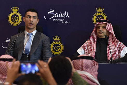 Cristiano Ronaldo next to Al Nassr president