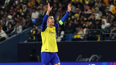 Cristiano Ronaldo thanking the support of his fans