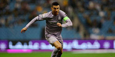 Cristiano Ronaldo running on the pitch in Al Nassr game